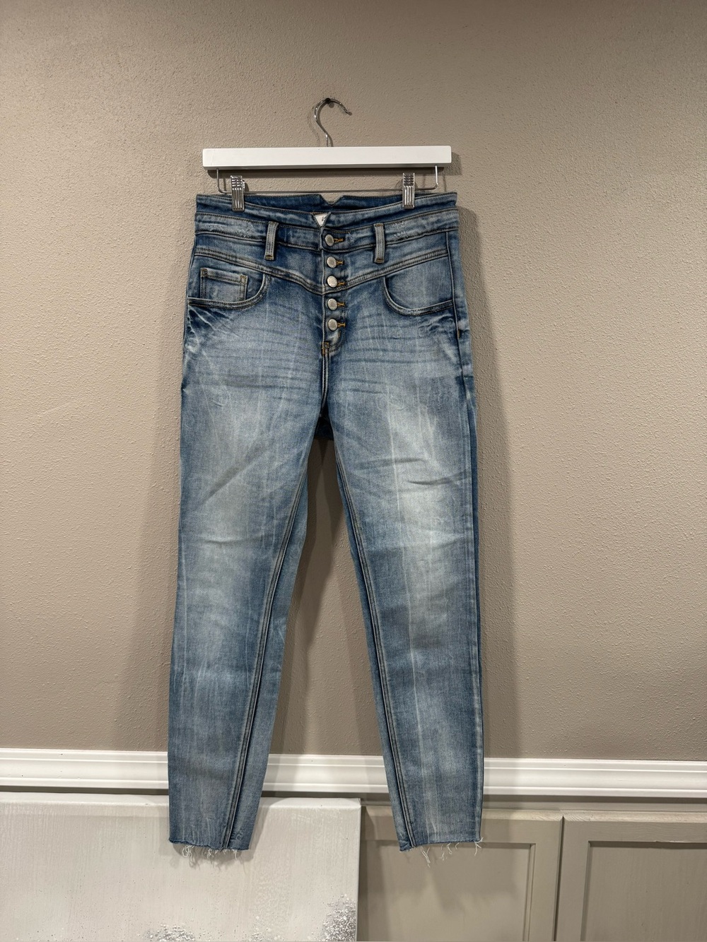 Kancan High-Rise Button-Fly Light Wash Jeans